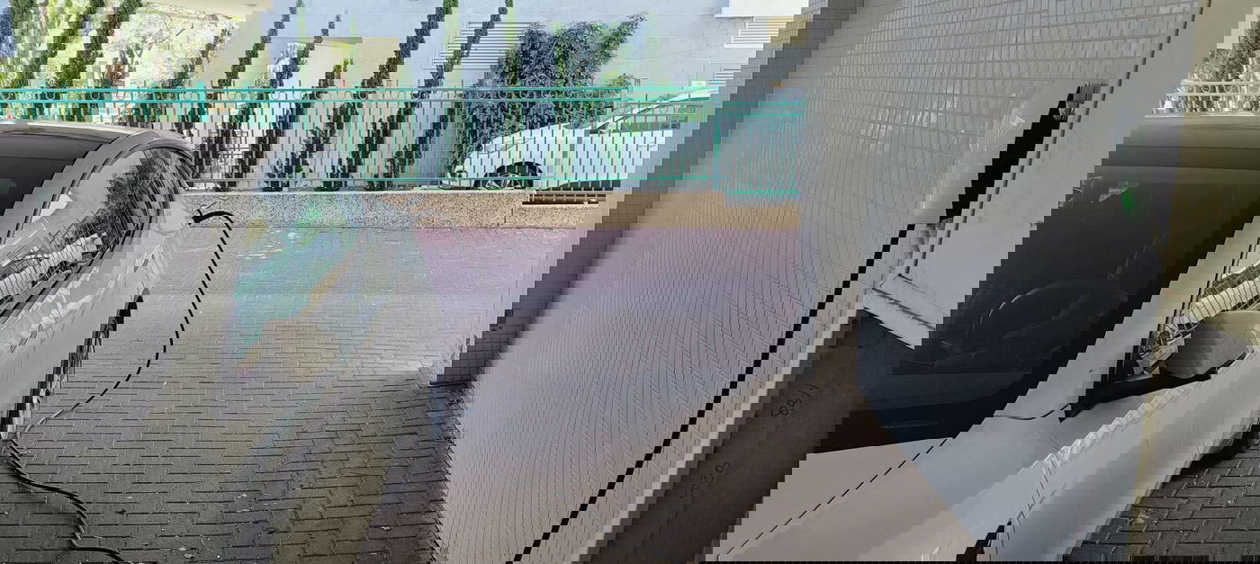 טעינת רכב חשמלי
