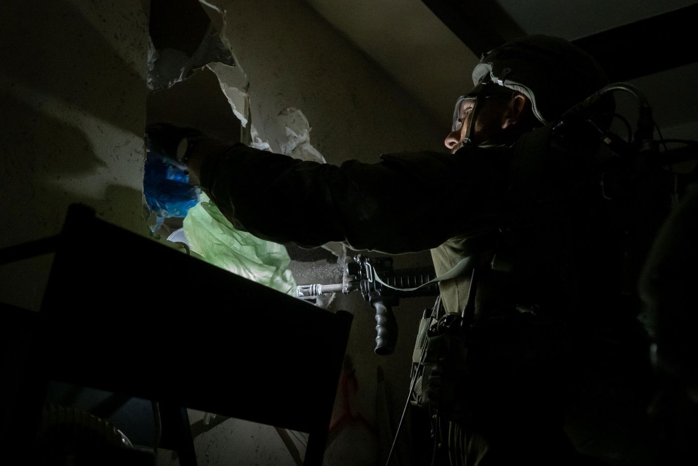 לוחמי צה"ל מיפו את בית המחבל מפיגוע הירי הקטלני בעלי