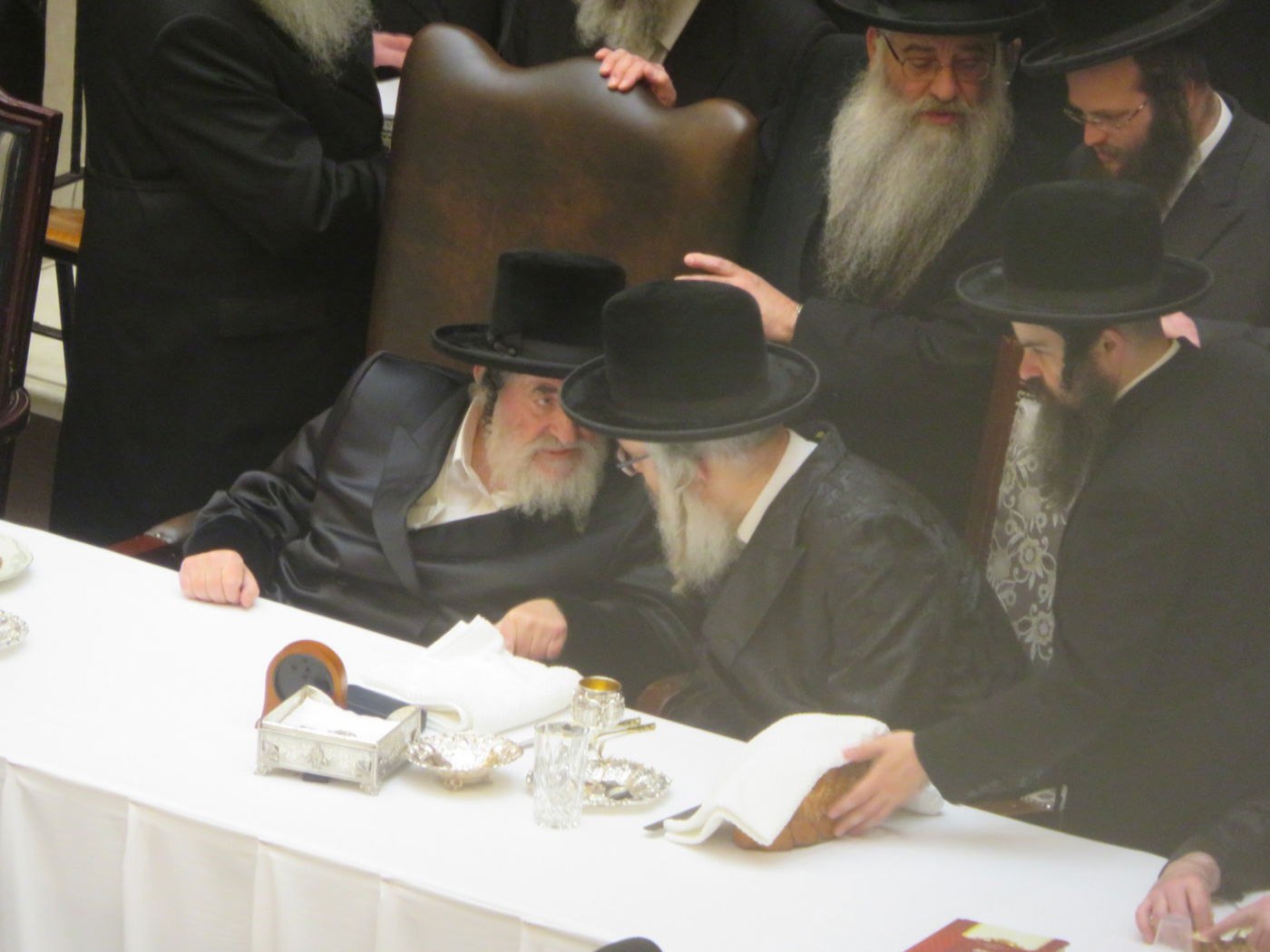 עם אלפי חסידים: האדמו"ר מויז'ניץ ציין תריסר להסתלקות ה'ישועות משה'