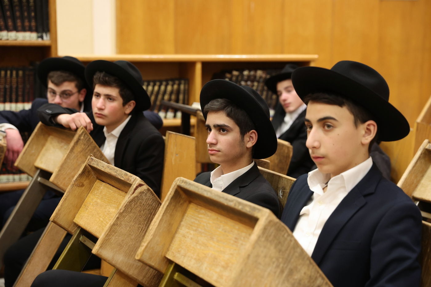 בהשתתפות ראשי הישיבות: מעמד מרומם של חידוש וכינון הישיבה לכבודה של תורה 