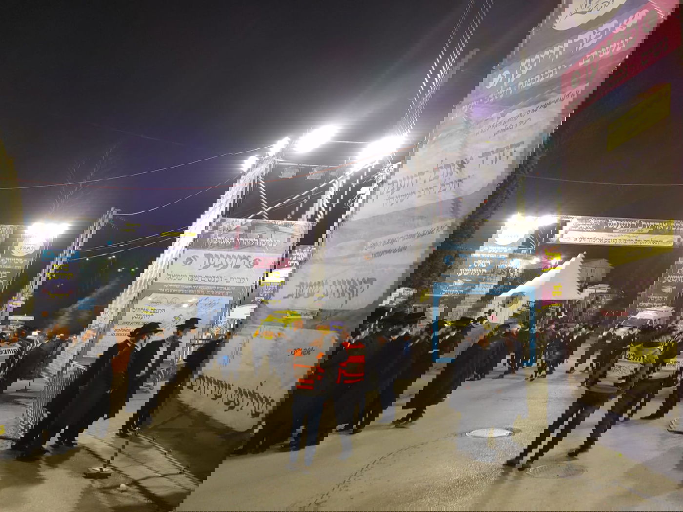 מאות מתפללים קיבלו סיוע מאיחוד הצלה בליז'ענסק