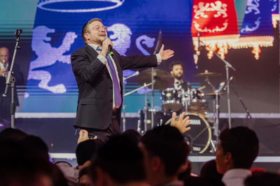 ברוך לוין משיק אלבום קומזיץ לייב ייחודי