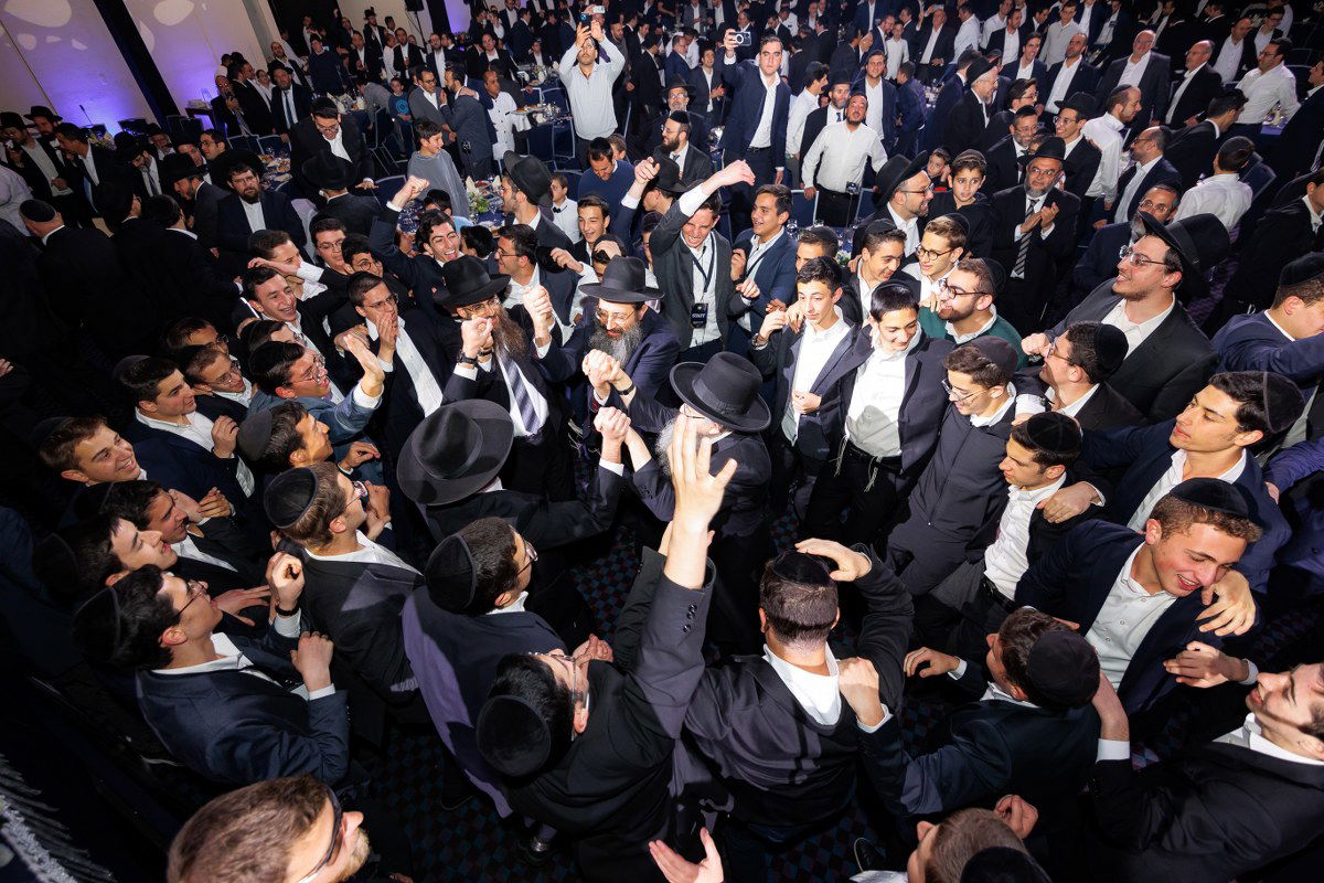 מעמד סיום מסכת ברכות במסגרת ה"עמוד היומי" שע"י 'דרשו' באחדות כלל קהילות הקודש במדינה