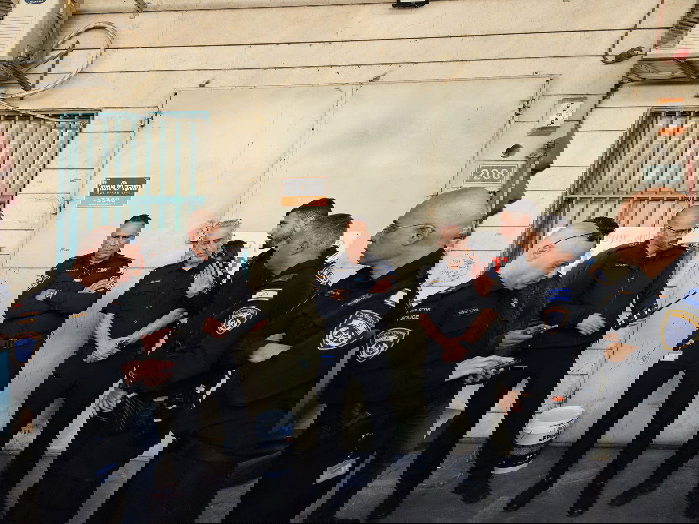 שוטרים בזירה