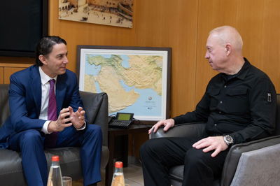 גלנט ליועצו של ביידן: "מתקרבים לנקודת הכרעה באשר לפעולתנו הצבאית בלבנון"