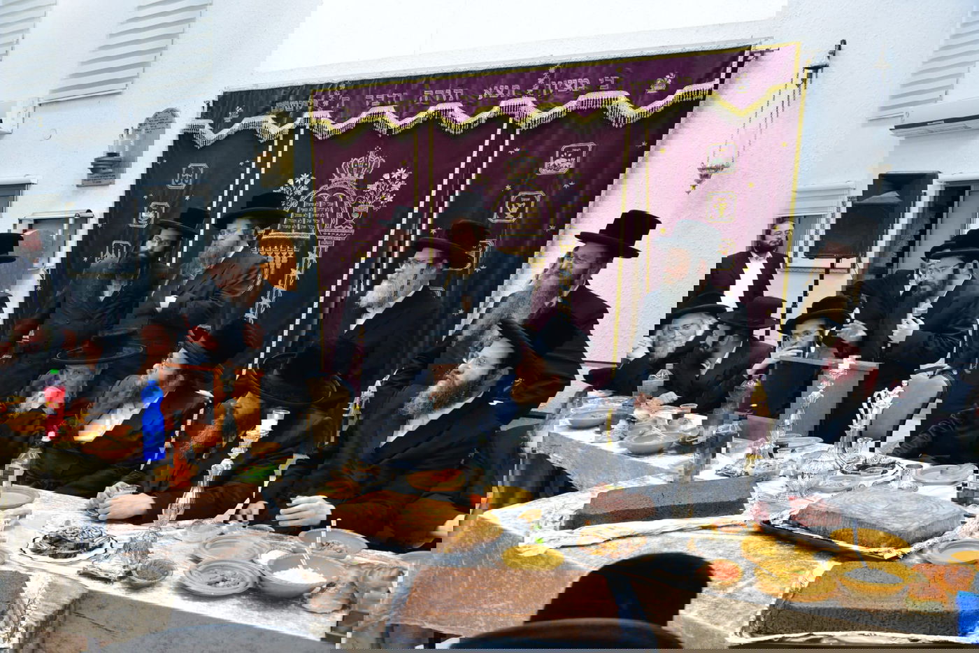 החסידים ציינו 11 שנים לפטירתו של האדמו"ר מנאשכיז