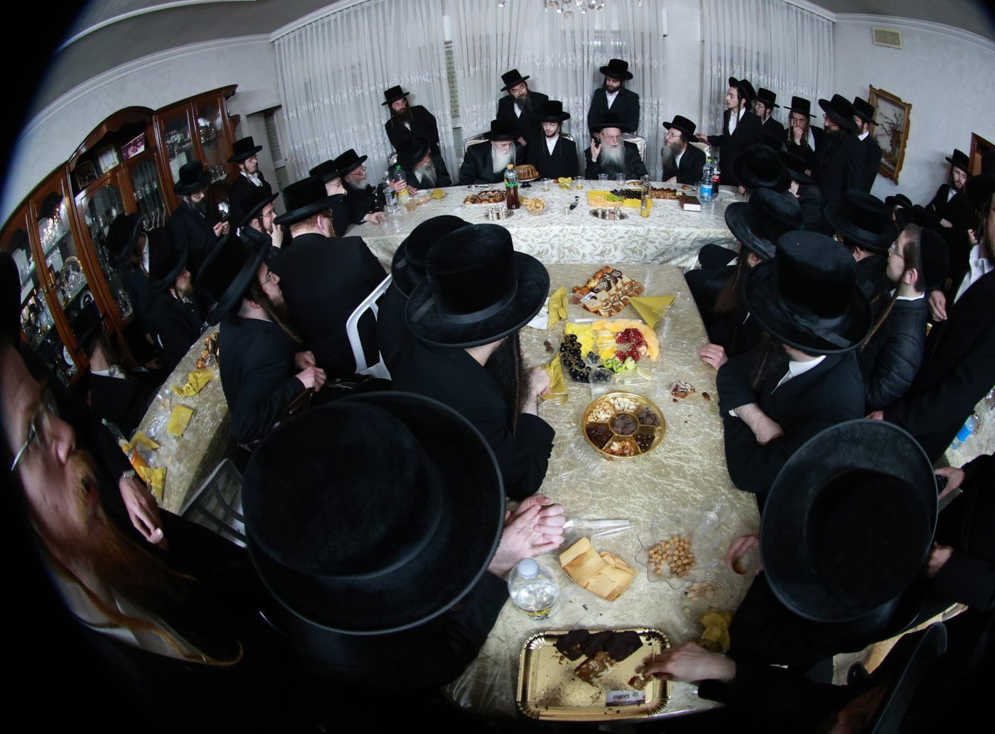 שמחת האירוסים של בעלזא מחנובקא, צאנז ירושלים, מעליץ, מאקאווע אשדוד