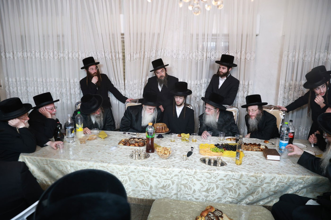 שמחת האירוסים של בעלזא מחנובקא, צאנז ירושלים, מעליץ, מאקאווע אשדוד