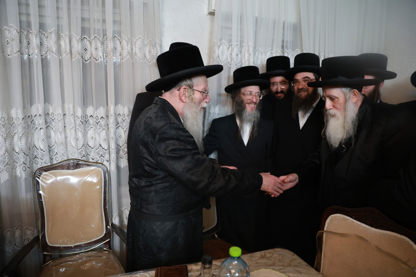 שמחת האירוסים של בעלזא מחנובקא, צאנז ירושלים, מעליץ, מאקאווע אשדוד