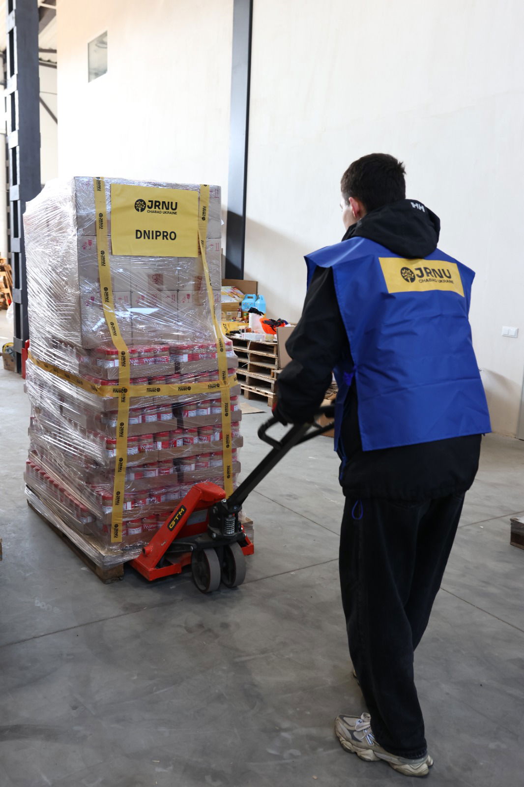 שבועיים לפורים: משלוחי המנות הראשונים בעולם יוצאים לדרך