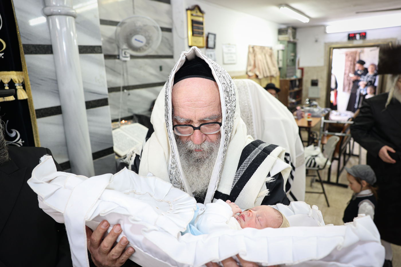 שמחת הברית בחצרות טעמשוואר - טורקא טבריה | צפו