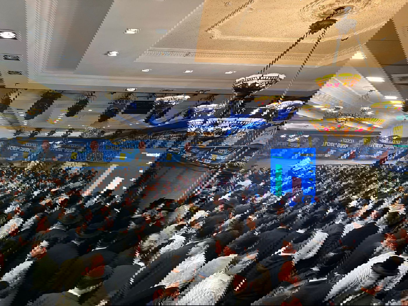 החגיגות במטה שמוליק גרינברג 