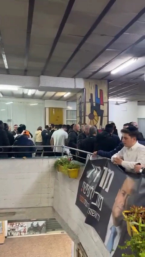 החגיגות במטה מתן דיל ברחובות