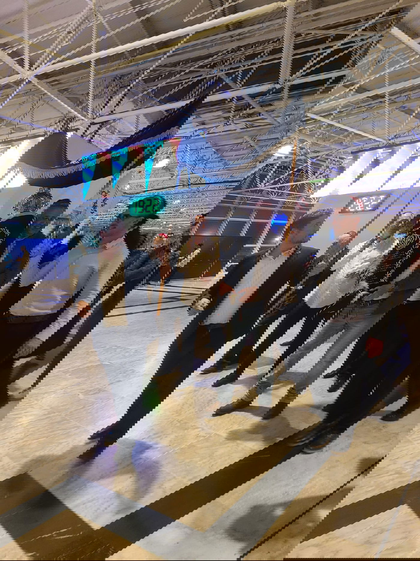 הקהילה היהודית באתיופיה הכניסה ספר תורה בשדה התעופה | צפו בתיעוד 