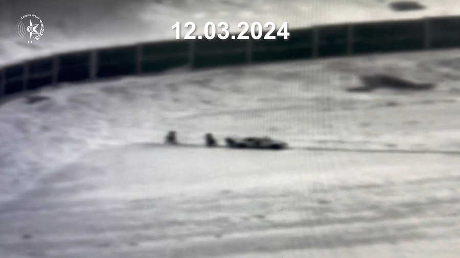 השלכת בקבוקי התבערה על ידי המחבלים ונטרול המחבלים בגדר הביטחון בכביש 436