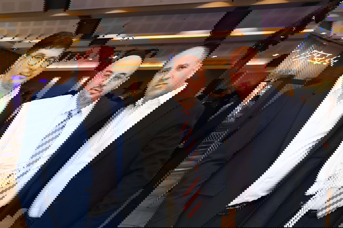 גדולי העסקונה הבני ברקית בברית לבנו של יעקב זכריהו | גלריה