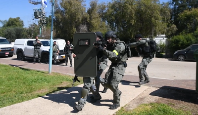 לוחמי מג״ב תרגלו חדירת מחבלים ליישובים וחטיפת בני ערובה | צפו