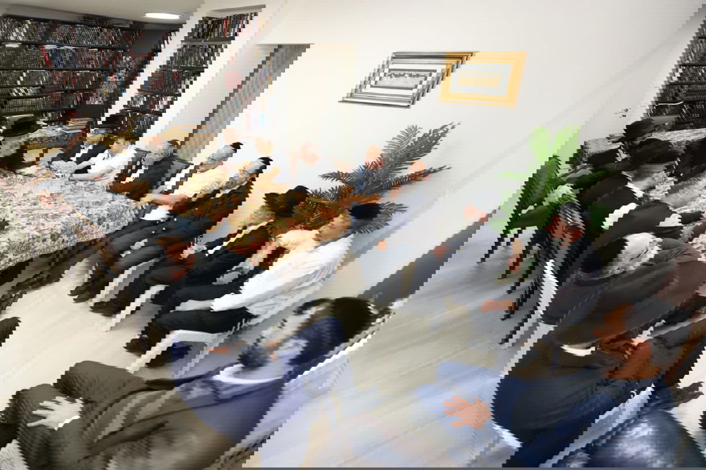 החברה פועלת ללא לאות להגשמת המגמה של תוספת כמה שיותר נהגים חרדים לחברה