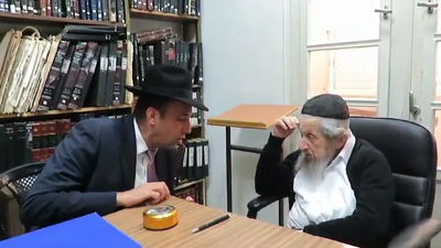 ראש הישיבה פגש את גרינברג ושאל אותו: "יש לך חתרנים?"