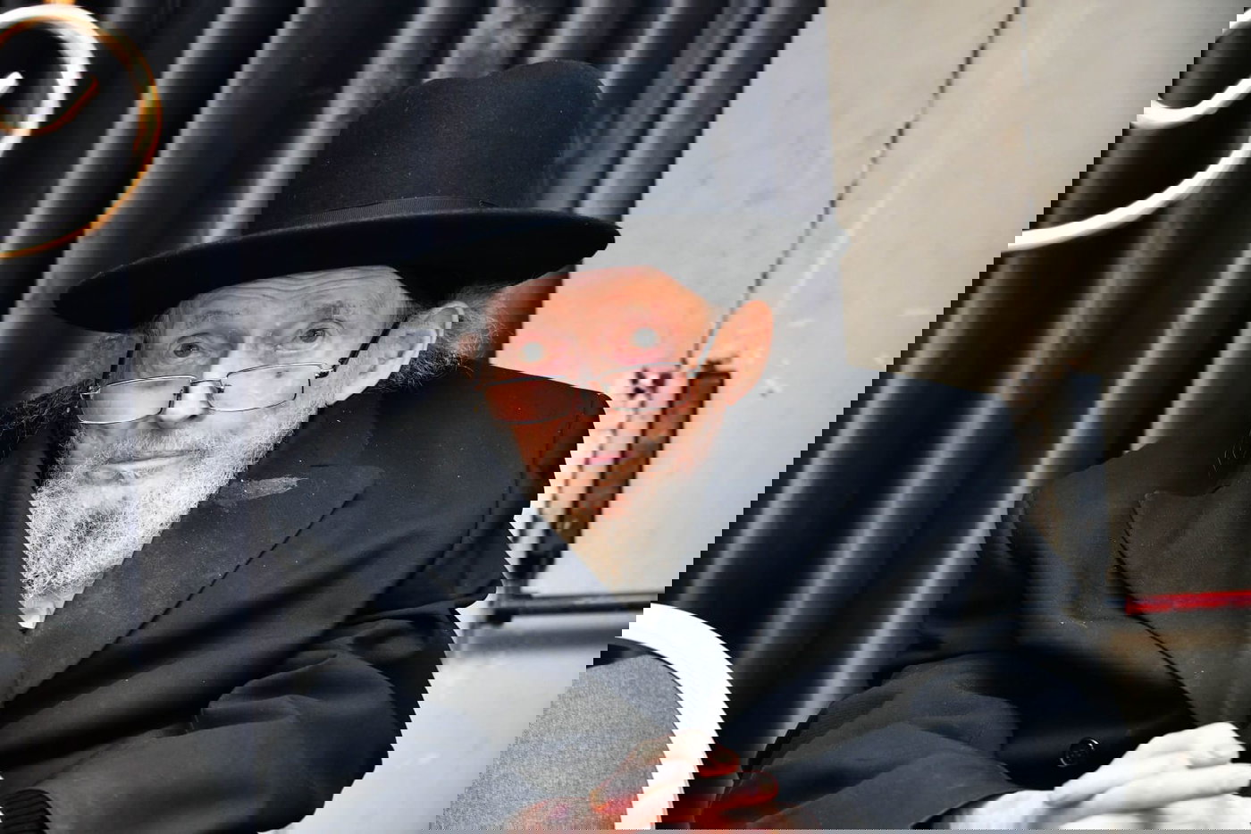 תיעוד משמחת נשואי צאצאי גדולי התורה והיראה; בית 'אמרי יושר – אהלי ישועה'