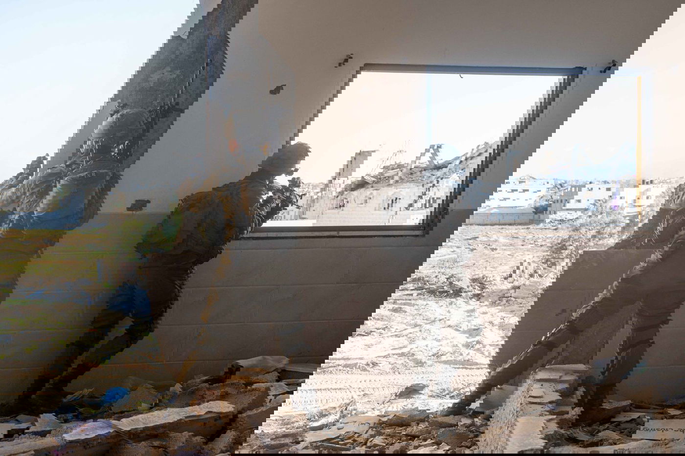 מחבלים העמיסו חומר נפץ - וחוסלו; קרבות פנים אל פנים