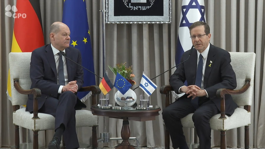 הנשיא עם הקנצלר, הערב