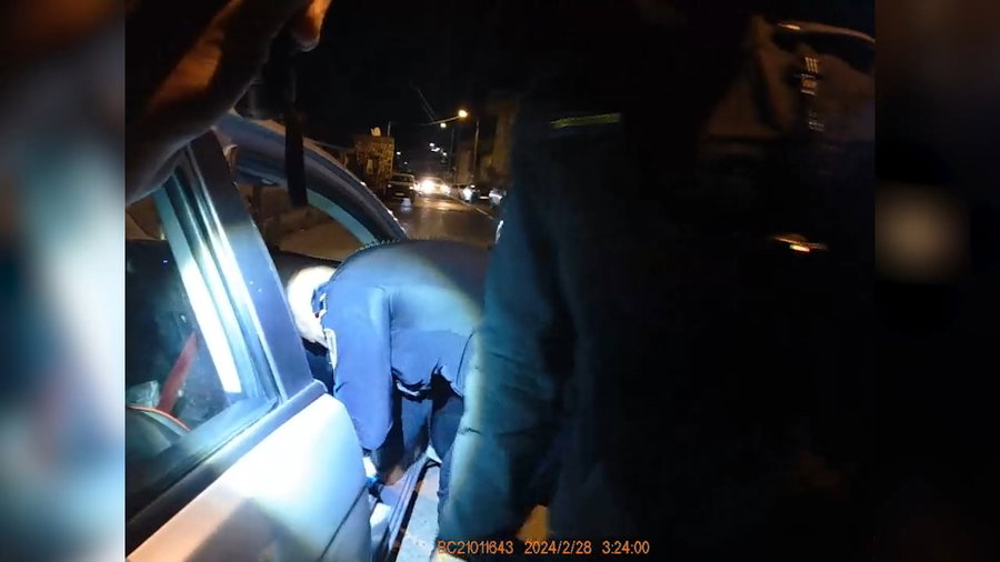 החיפוש ברכב