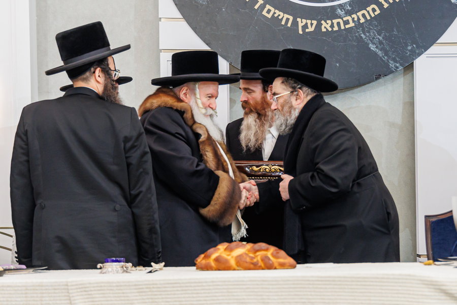 גלריה מרהיבה מהדינר היוקרתי לטובת מתיבתא 'עץ חיים' בראשות האדמו"ר מבאבוב