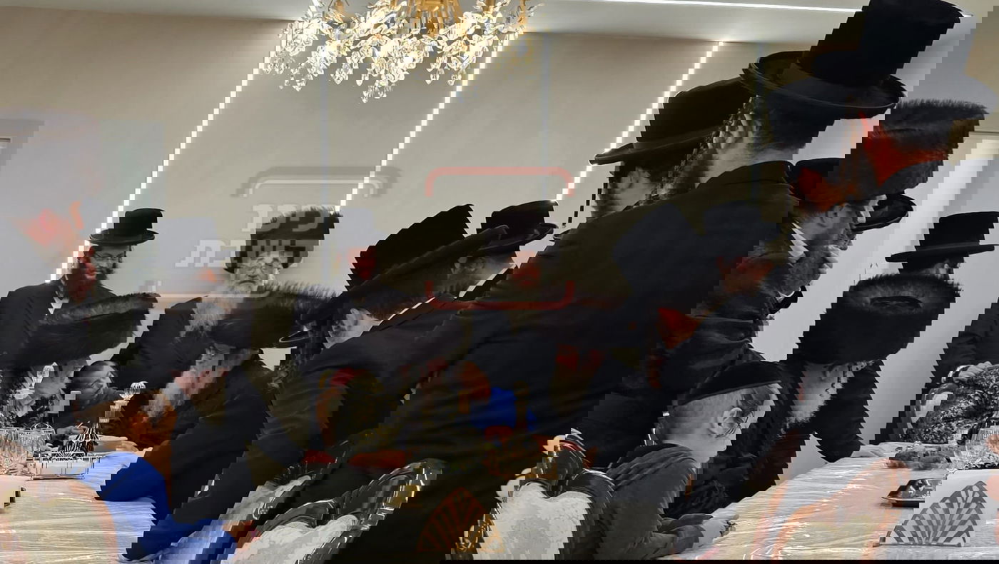 בביקור באישון ליל: זה הפסק שפסק גאב"ד העיירה לאדמו"ר