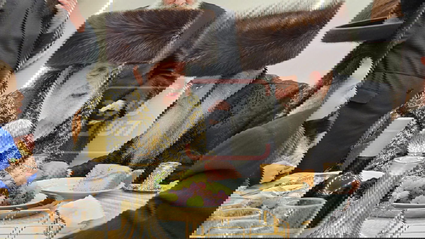 בביקור באישון ליל: זה הפסק שפסק גאב"ד העיירה לאדמו"ר