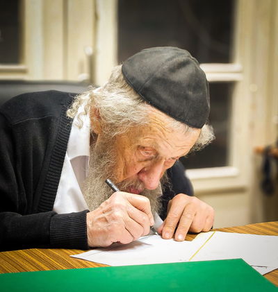 לקראת פורים: ההוראה הנדירה של הגר"ד לנדו לבחורי הישיבות