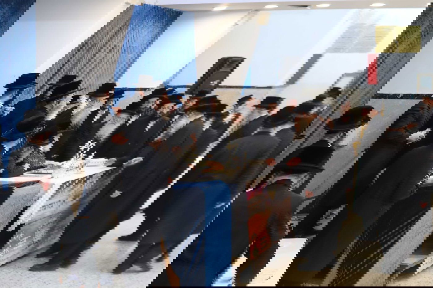 ביקור האדמו"ר מויזניץ עם בנו הרה"צ רבי חיים מאיר הגר בת"ת ויז'ניץ בבני ברק