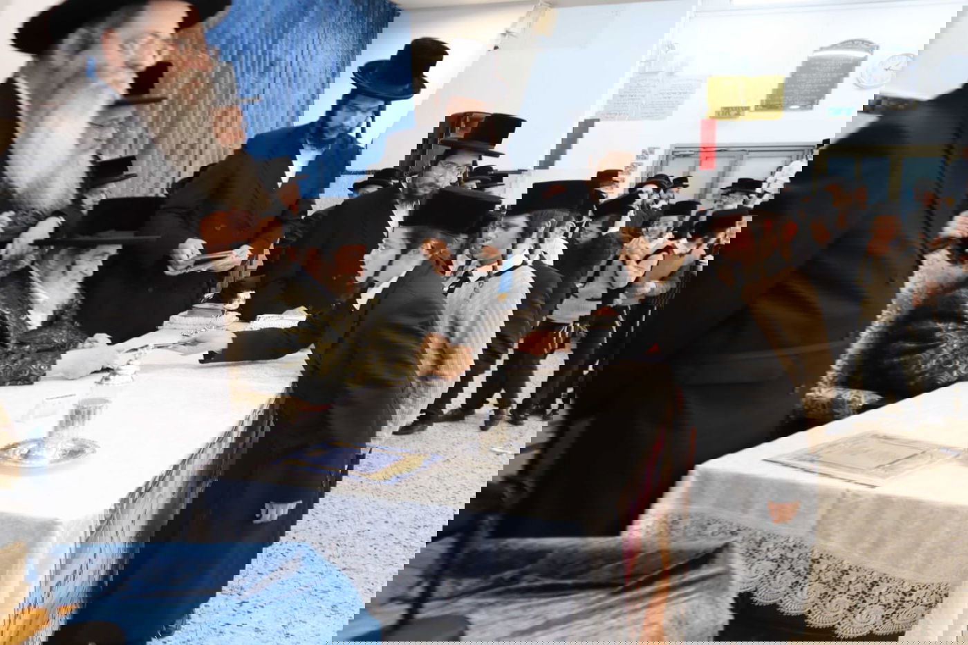 ביקור האדמו"ר מויזניץ עם בנו הרה"צ רבי חיים מאיר הגר בת"ת ויז'ניץ בבני ברק