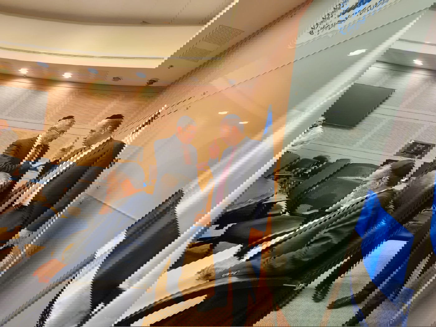 זופניק בכיכר • כל התמונות, הנייעס והחשיפות של השבוע