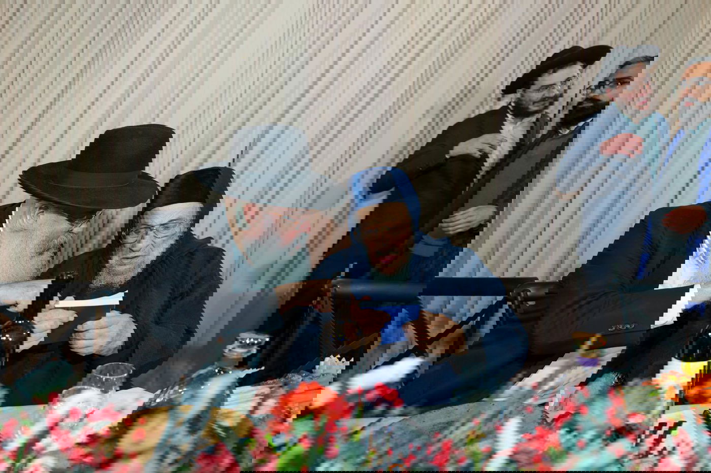 המונים חגגו בשמחת הבר מצוה לנכד האדמו״ר רבי ברוך אביחצירא