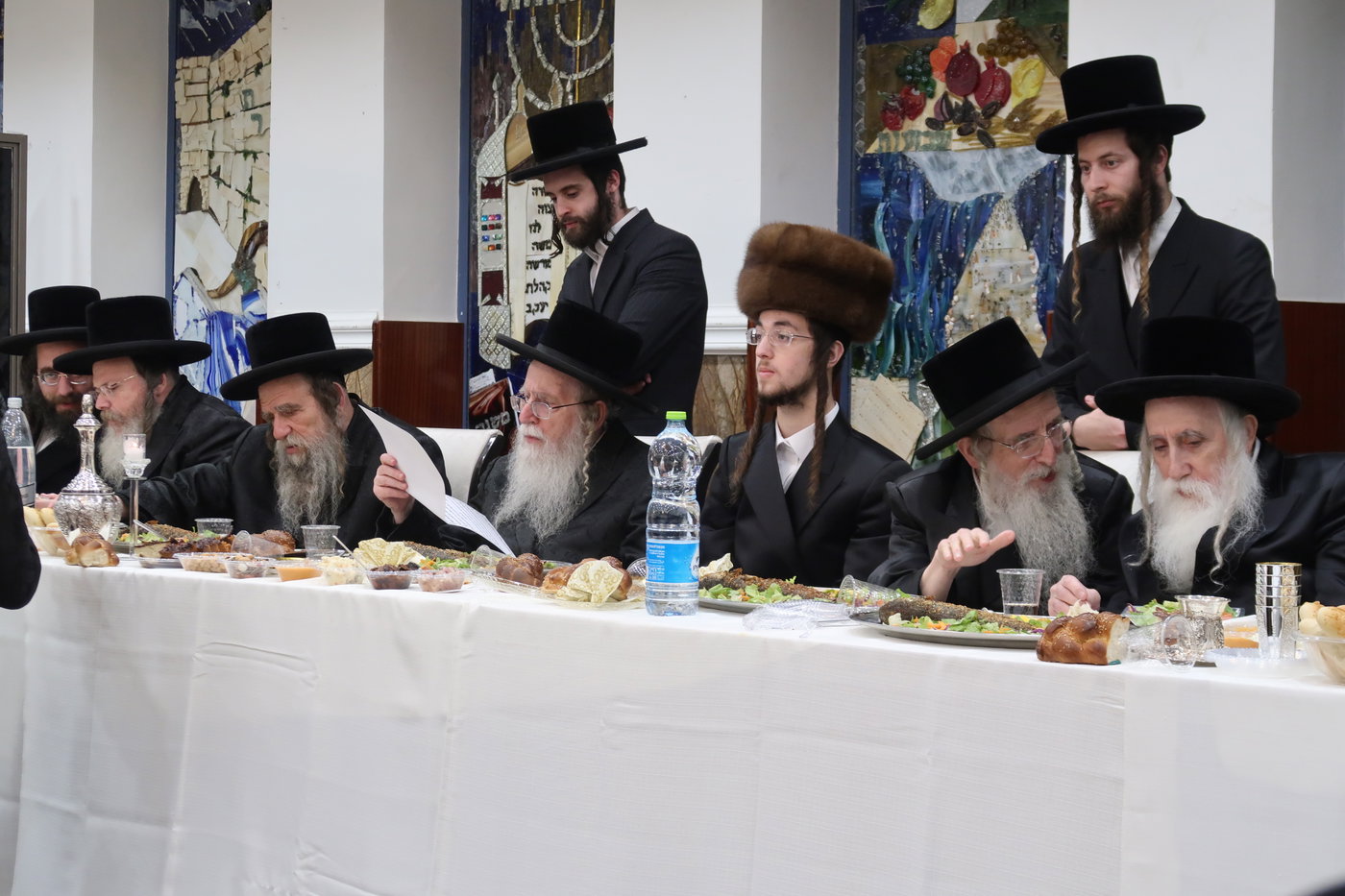 שמחת בית מכנובקא בעלזא –קרית צאנז ירושלים -מעליץ - מאקווא אשדוד