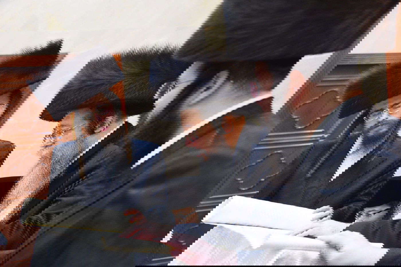 קריאת המגילה בליל פורים בבני ברק