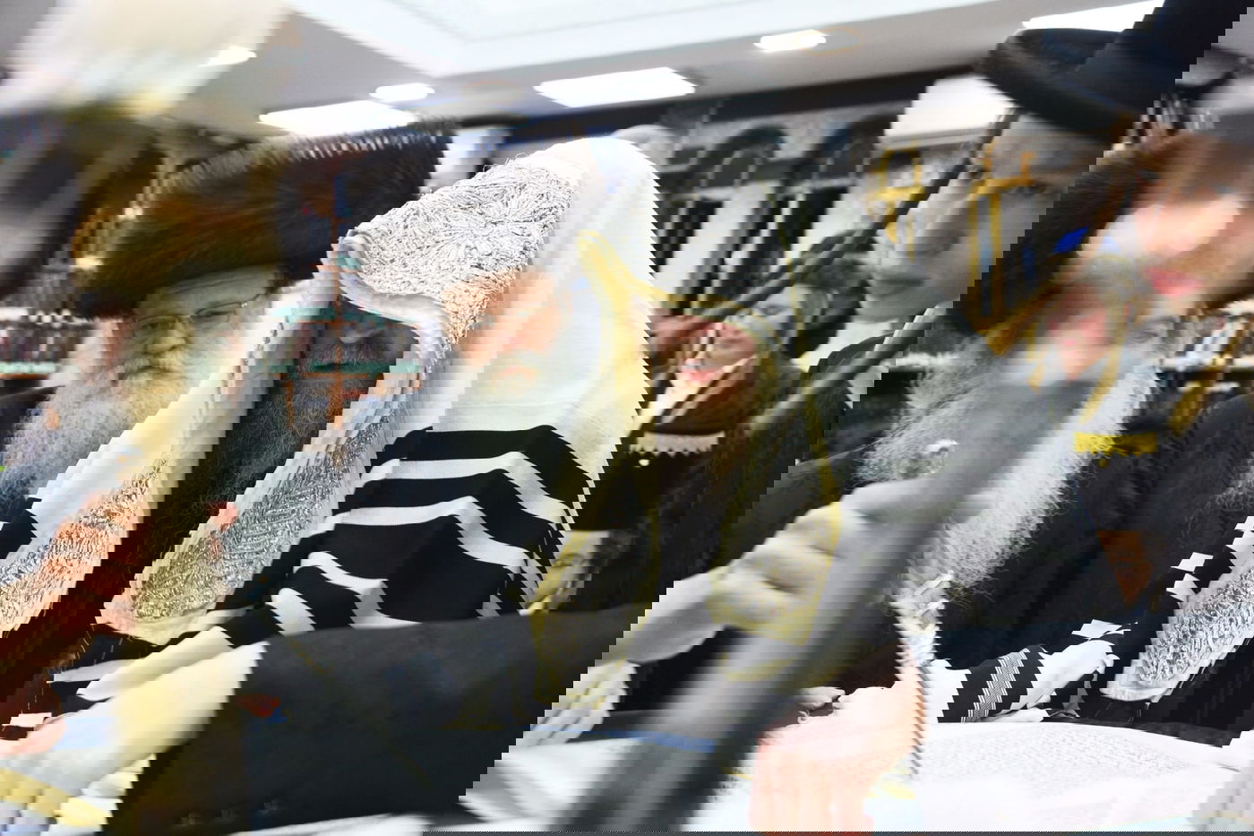 קריאת המגילה בליל פורים בבני ברק