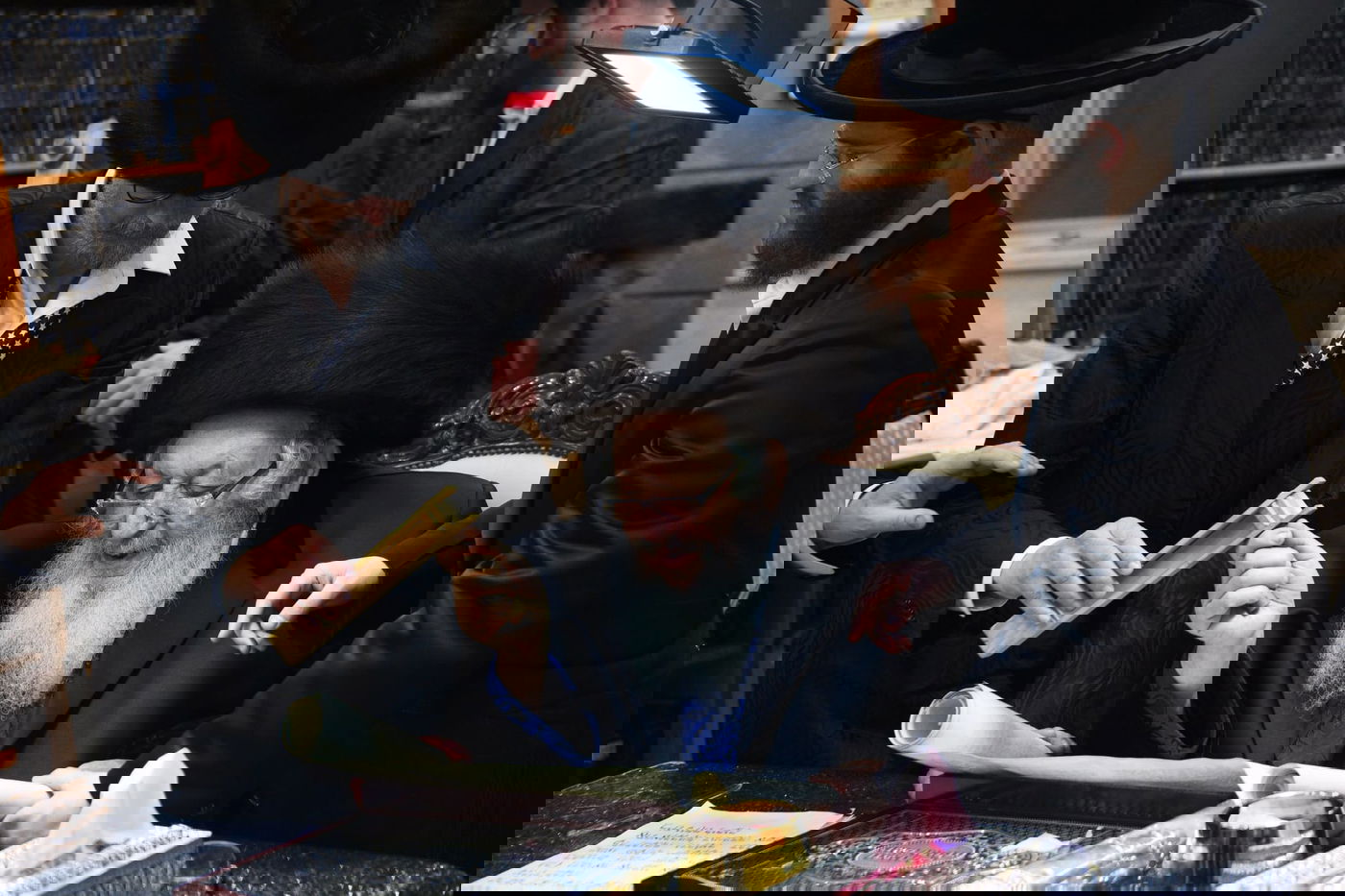 קריאת המגילה בליל פורים בבני ברק