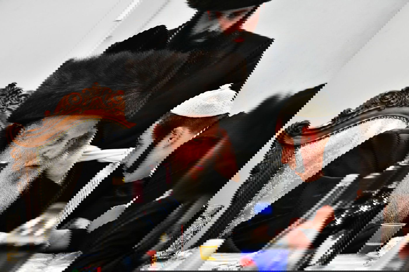 טיש פורים בחצר הקודש וואסלי