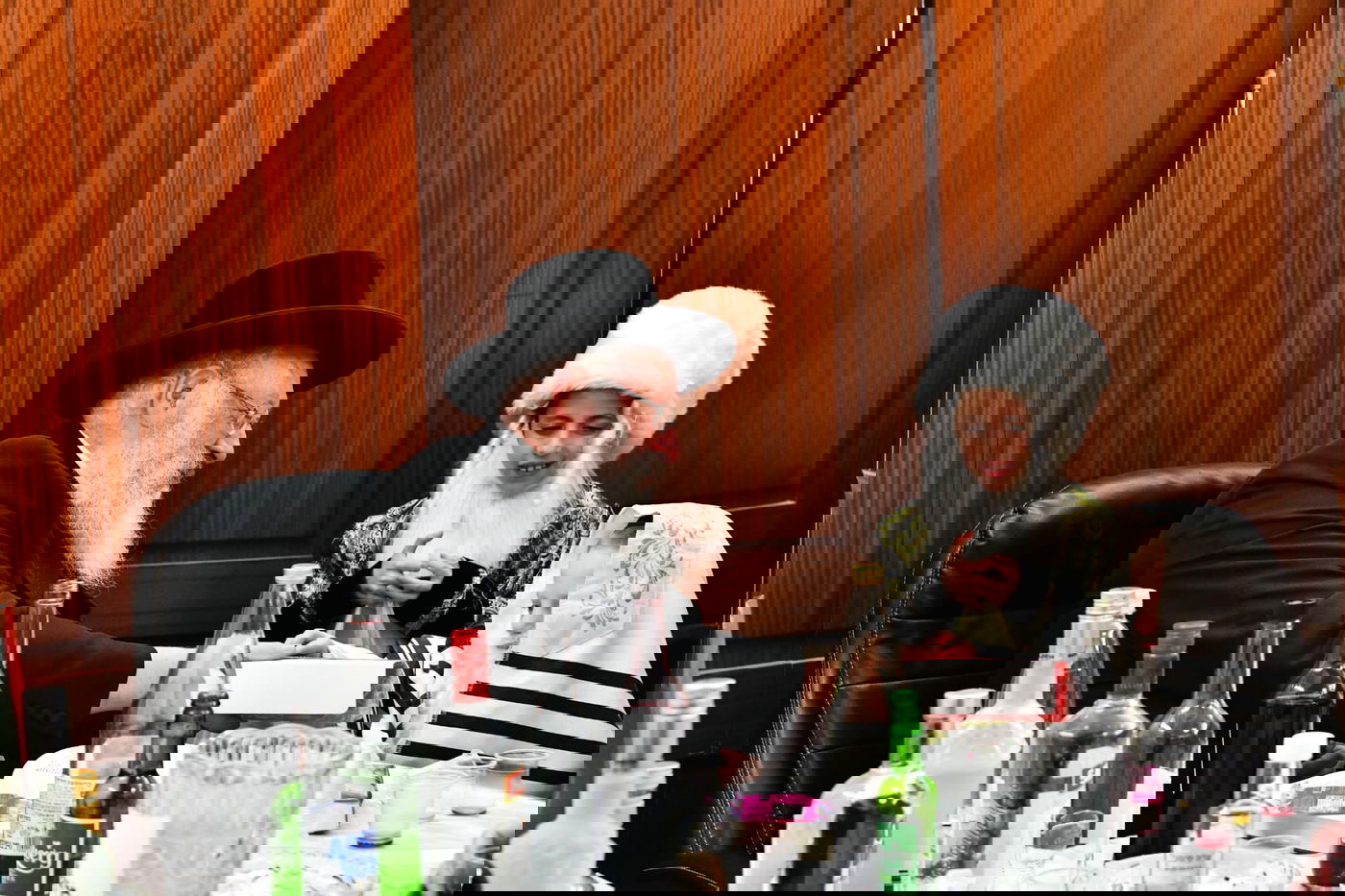 פורים עם הגאון רבי חיים יצחק אייזיק לנדא