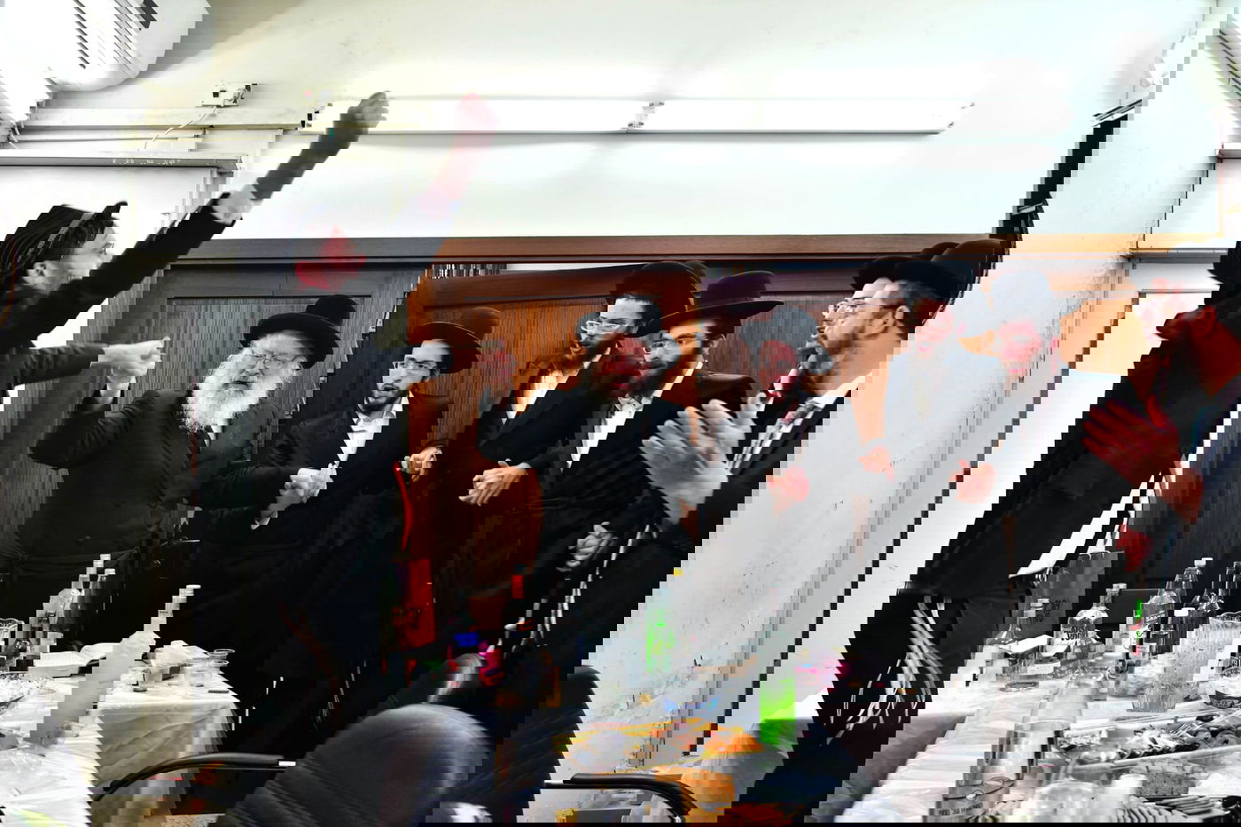 פורים עם הגאון רבי חיים יצחק אייזיק לנדא