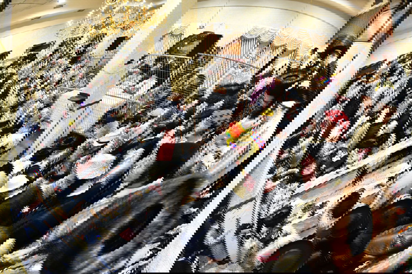 טיש פורים במשכנות הרועים