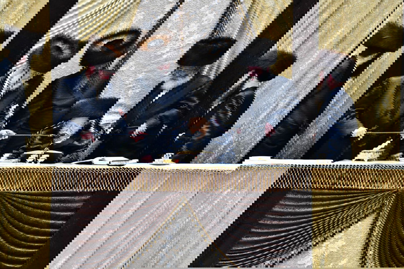 טיש נעילת חג פורים בביאלה