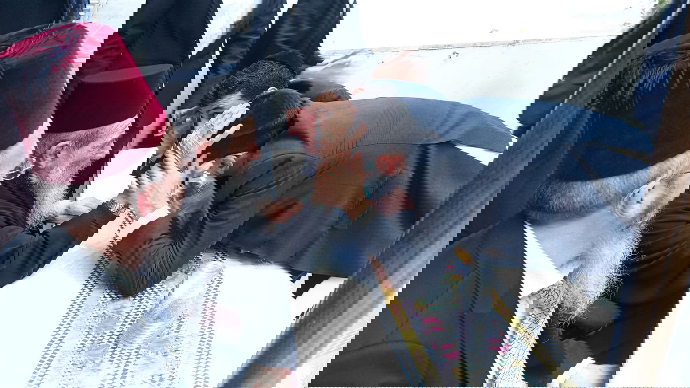 במשתה היין המרכזי בבית בנו בבית וגן בירושלים