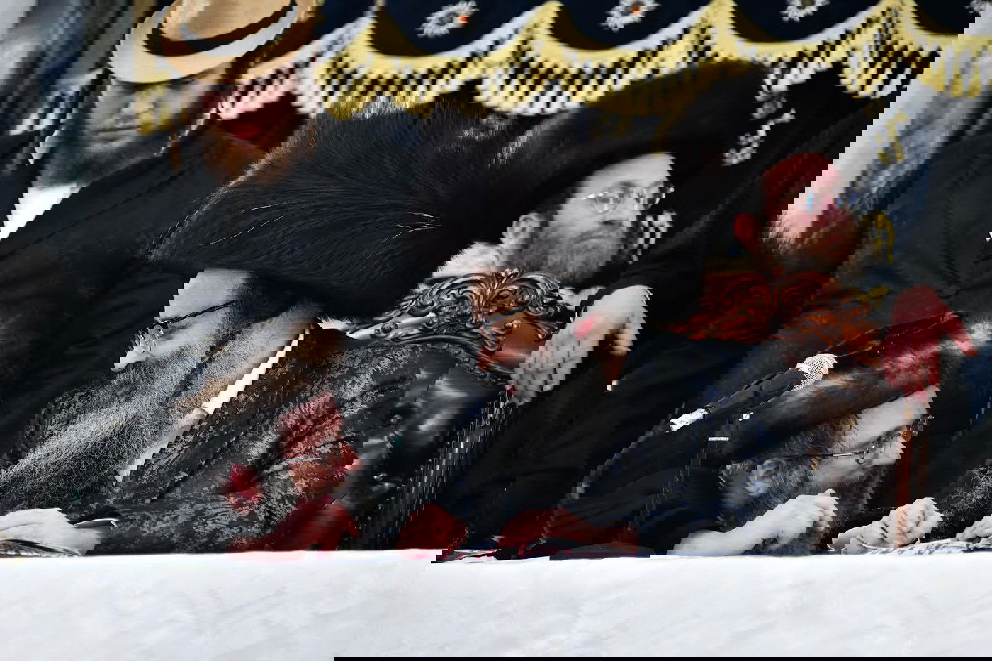 פורים במחיצת הגה"צ רבי חיים צבי מייזליש