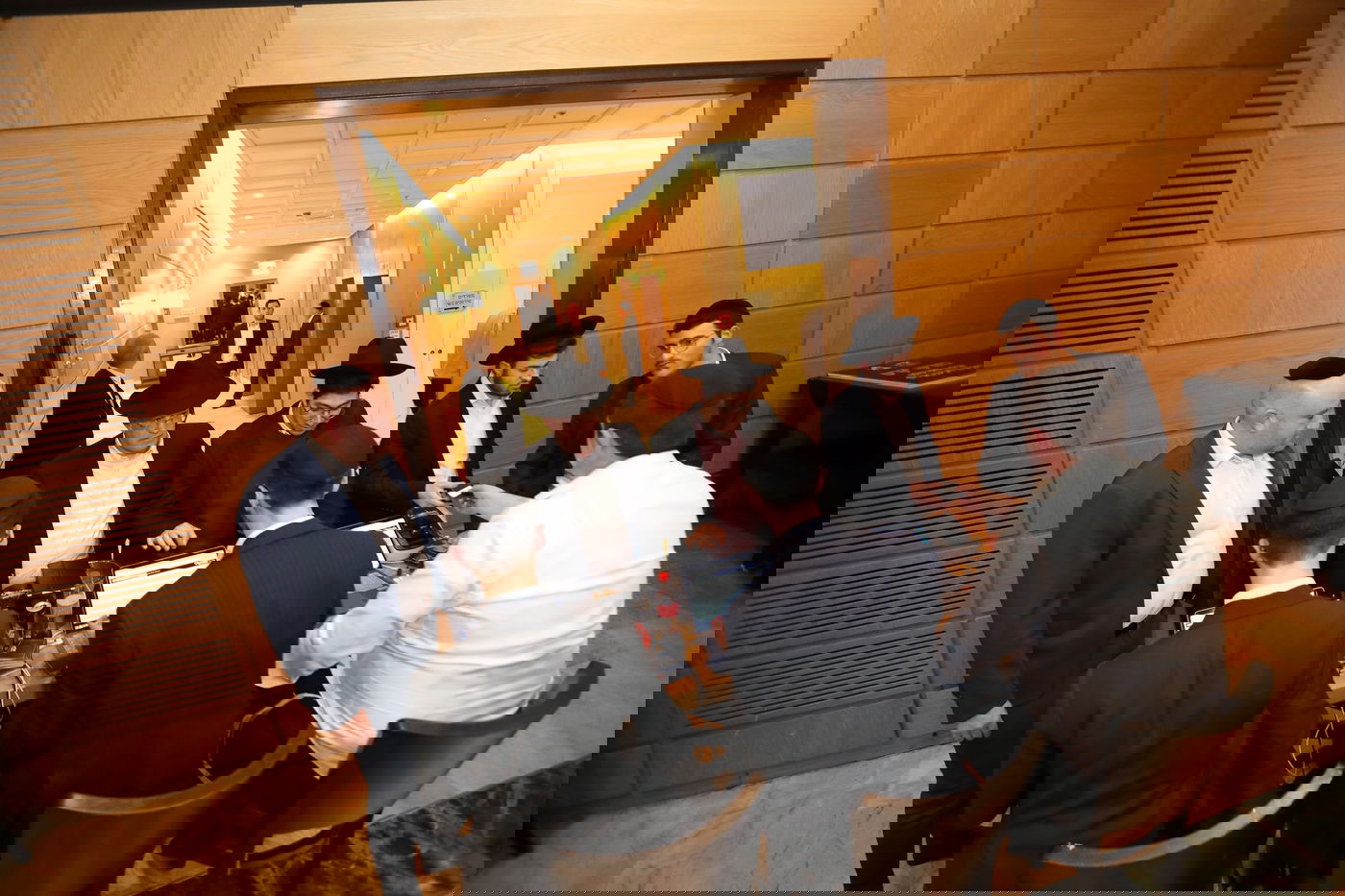 הדינר של ישיבת היכל יצחק - לנדא באולמי הדר דימול