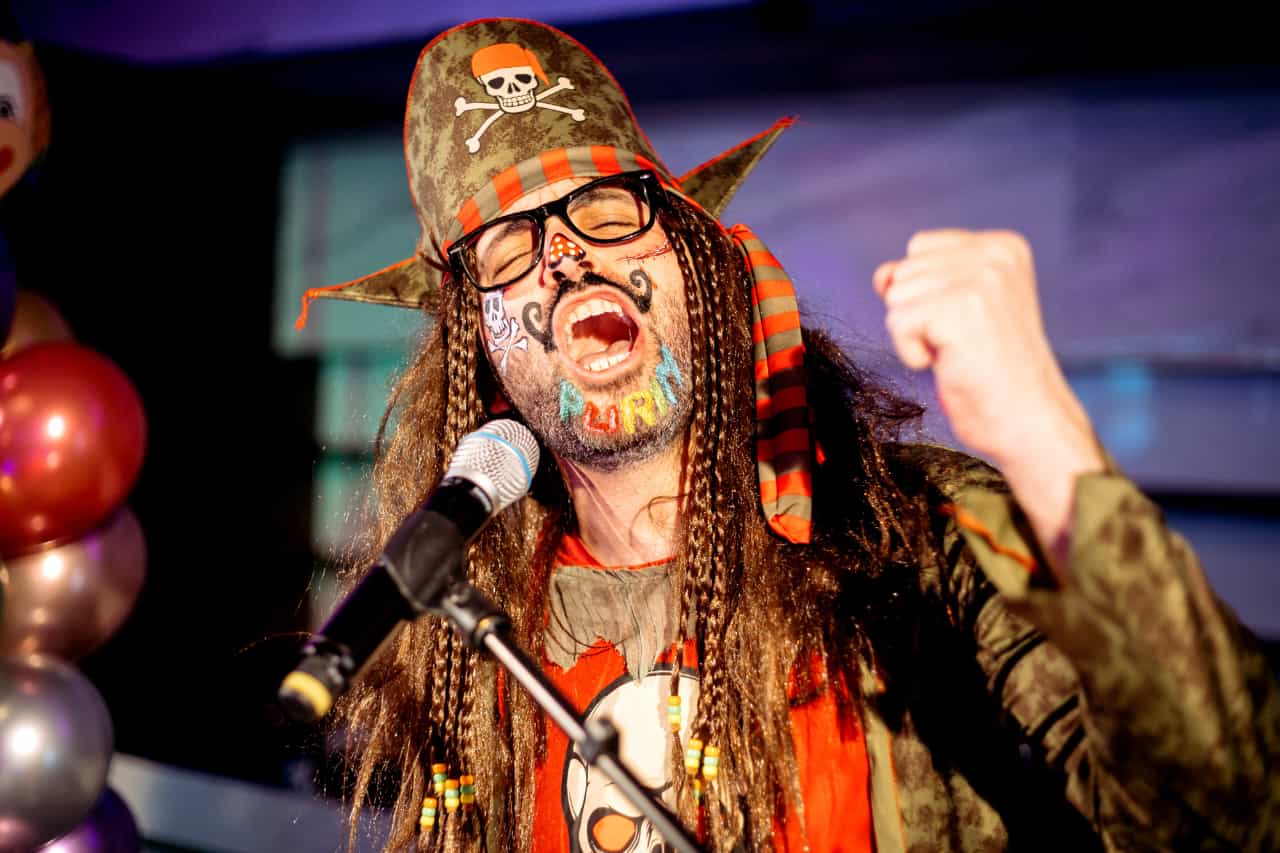 זופניק בכיכר • כל התמונות, הנייעס והחשיפות של פורים