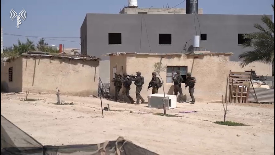 המצוד אחר המחבל שביצע את פיגוע הירי בכביש הבקעה