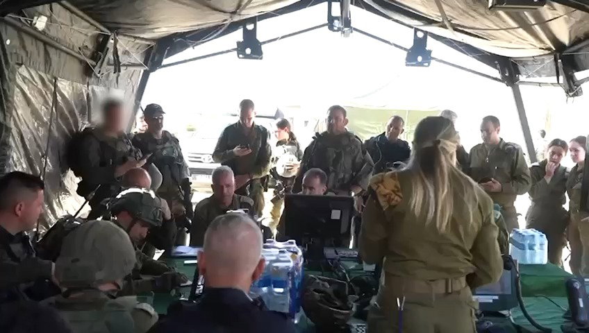 צפו בהערכת המצב הראשונית בזירת הפיגוע בהשתתפות אלוף פיקוד המרכז